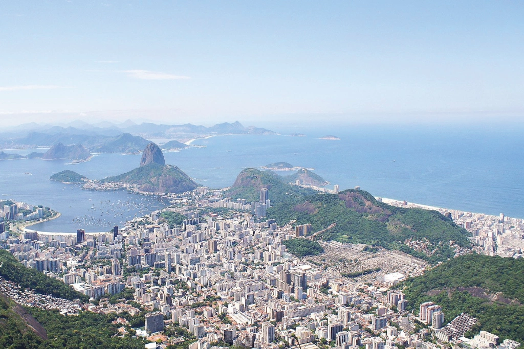 panoramic view of Rio de Janeiro, showcasing Guanabara Bay and the iconic Sugarloaf Mountain